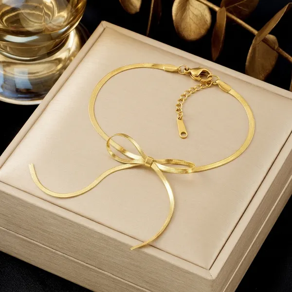 Golden_Titanium_Steel_Four_Leaf_Clover_Bracelet_For_Women