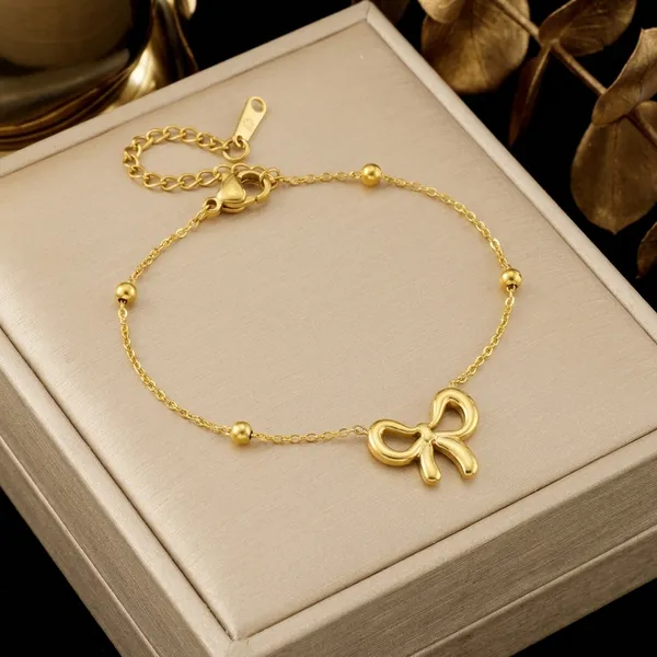 Golden_Titanium_Steel_Four_Leaf_Clover_Bracelet_For_Women