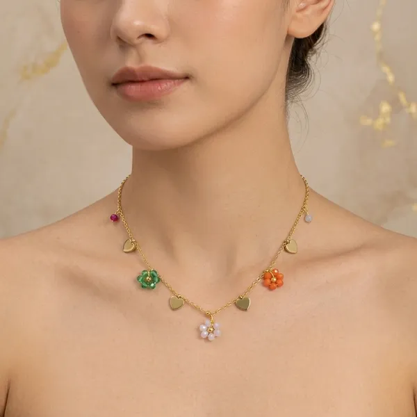 Golden_Steel_Daisy_Pendant_Necklace_For_Women