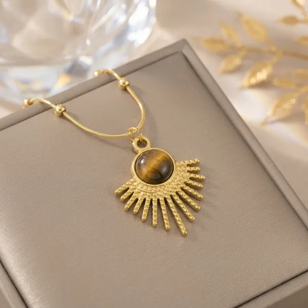 Golden_Steel_Floral_Pendant_Necklace_For_Women