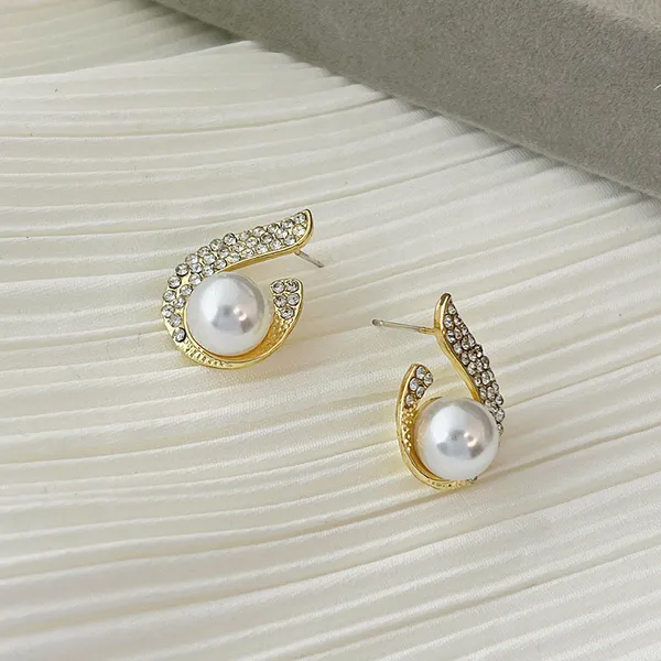 Onvi_Water_Droplets_Beading_Earrings_In_Alloy
