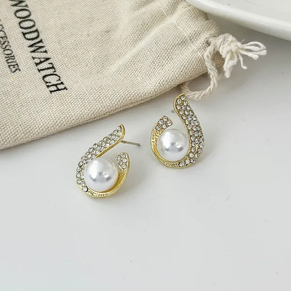 Onvi_Water_Droplets_Beading_Earrings_In_Alloy