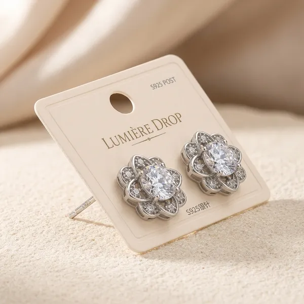 Silver_Flower_Stud_Earrings_For_Women