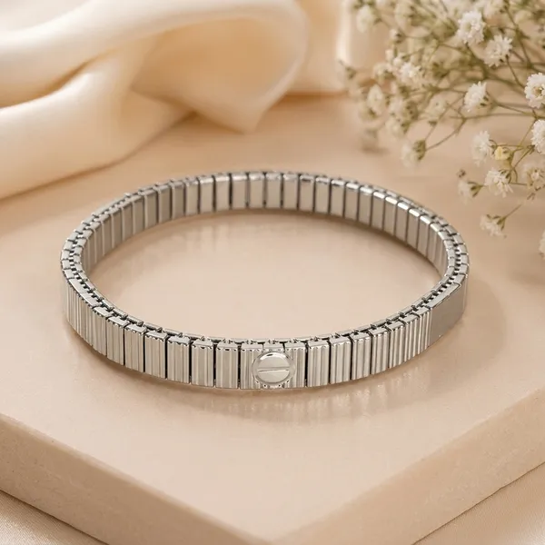 Silver_Steel_Stretchable_Bracelet_For_Women