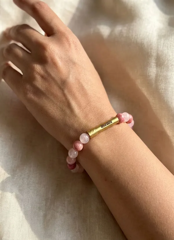 Love_Aura_Crystal_Bracelet_With_Manifestation_Lock