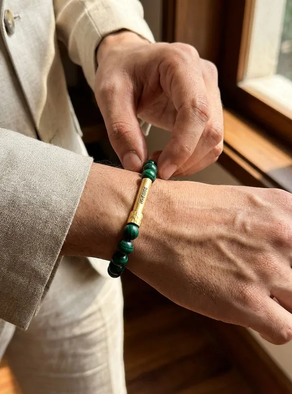 Malachite_Crystal_Bracelet_With_Manifestation_Lock