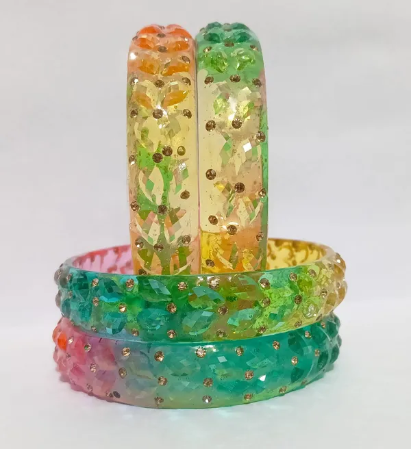 Multicolor_Glass_Bangles_Set_For_Women