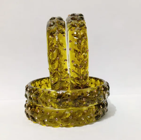 Olive_Green_Glass_Bangles_Set_For_Women