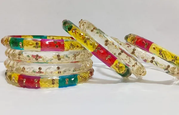 Multicolor_Glass_Bangles_Set_For_Women