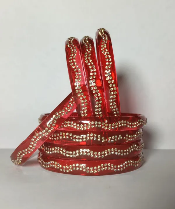 glass_bangle_red_color
