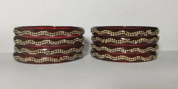 marron_borolis_glass_bangle