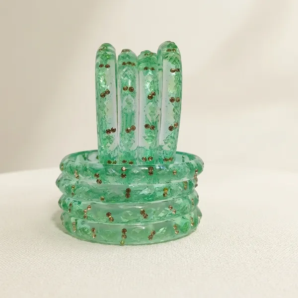 Green_Glass_Bangles_Set_For_Women