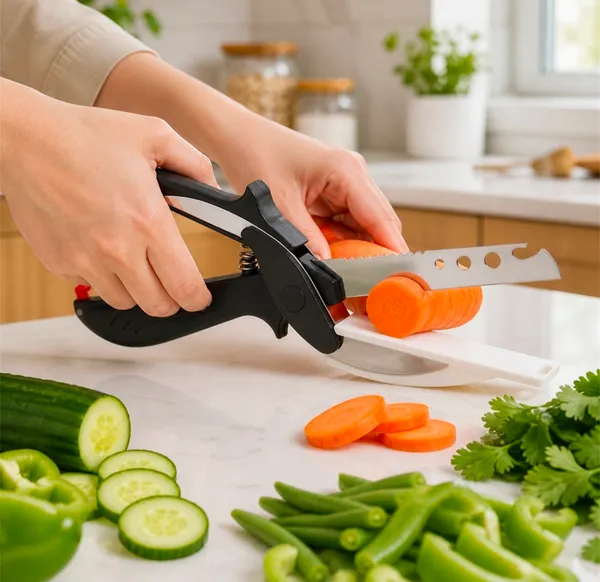 2-in-1_Clever_Cutter_–_Multipurpose_Vegetable_Chopper_with_Built-in_Cutting_Board