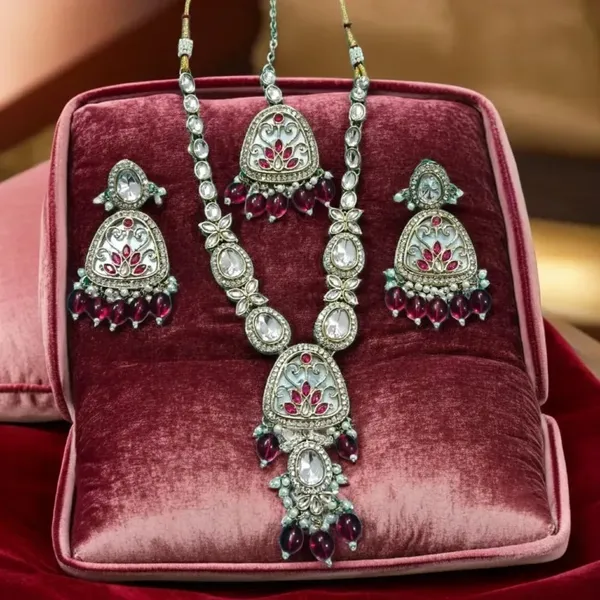 Gold_Victorian_Polki_Ruby_Necklace_Set_For_Women