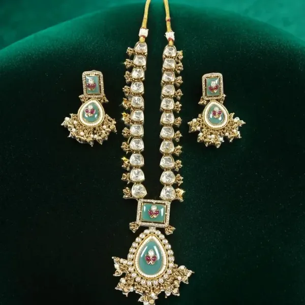 Gold_Kundan_Turquoise_Enamel_Teardrop_Necklace_Set_For_Women