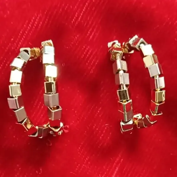 Gold_Geometric_Block_Pattern_Hoop_Earrings_For_Women