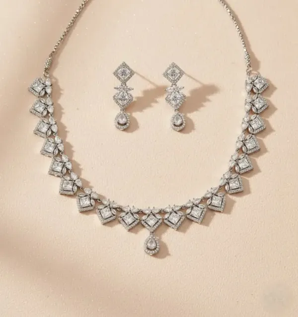 Silver_American_Diamond_Geometric_Pendant_Necklace_Earring_Set_For_Women