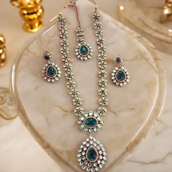 Blue_Gold_Kundan_Stone_Necklace_Earring_Maang_Tikka_Set_For_Women