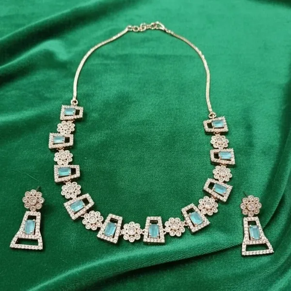 Gold_Blue_Stone_Floral_Crystal_Necklace_Set_For_Women