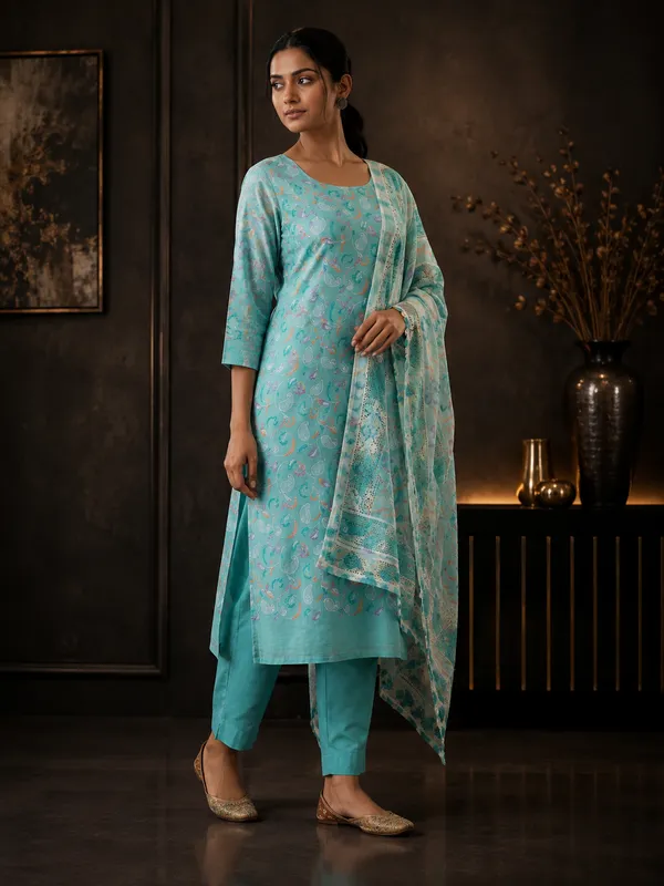 Light_Blue_Pure_Cotton_With_Chikankari_Work_Kurti_Set_For_Women