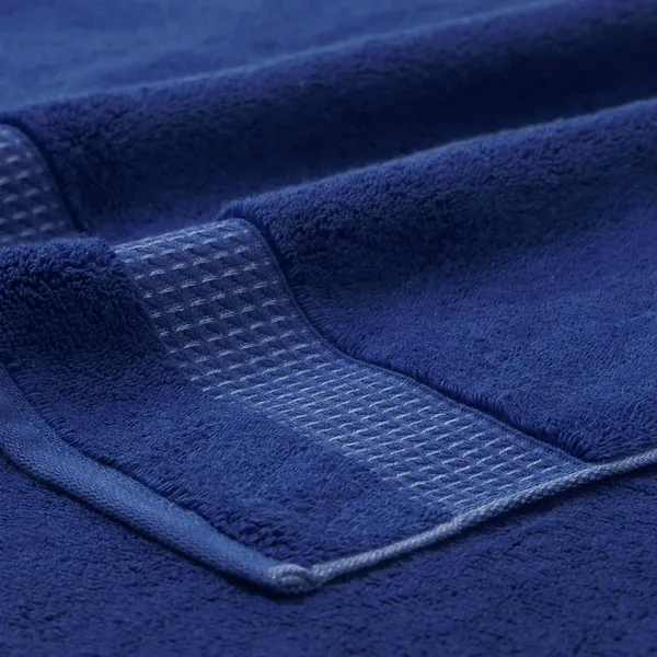Cotton_Bath_Towel_700_GSM_30"X60"
