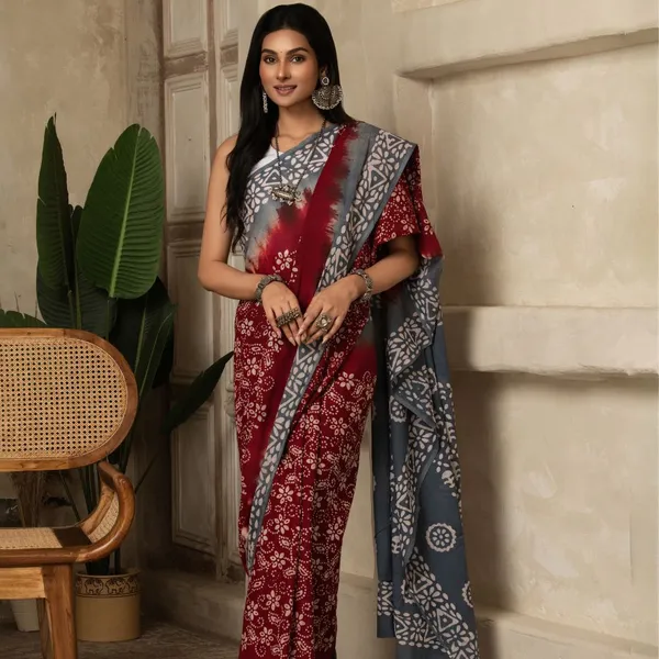 Jaipuri_Cotton_Saree_Gift_Box_For_Women