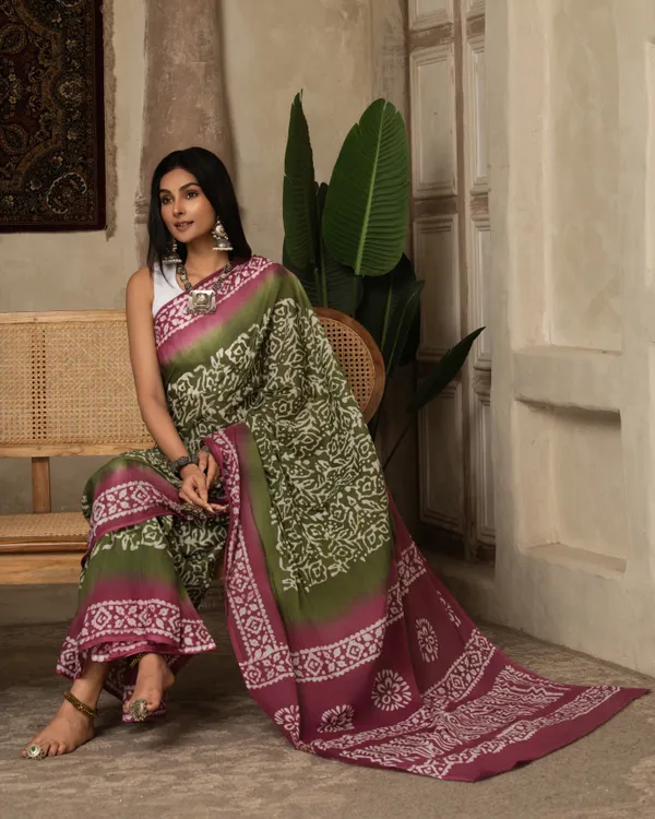 Jaipuri_Cotton_Saree_Gift_Box_For_Women