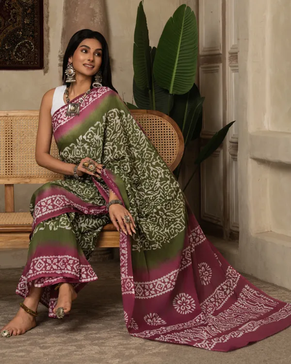 Jaipuri_Cotton_Saree_Gift_Box_For_Women