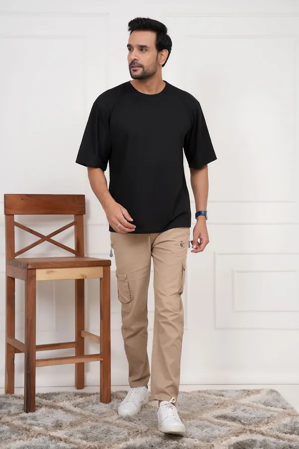 Black_Solid_Round_Neck_T-Shirt_For_Men