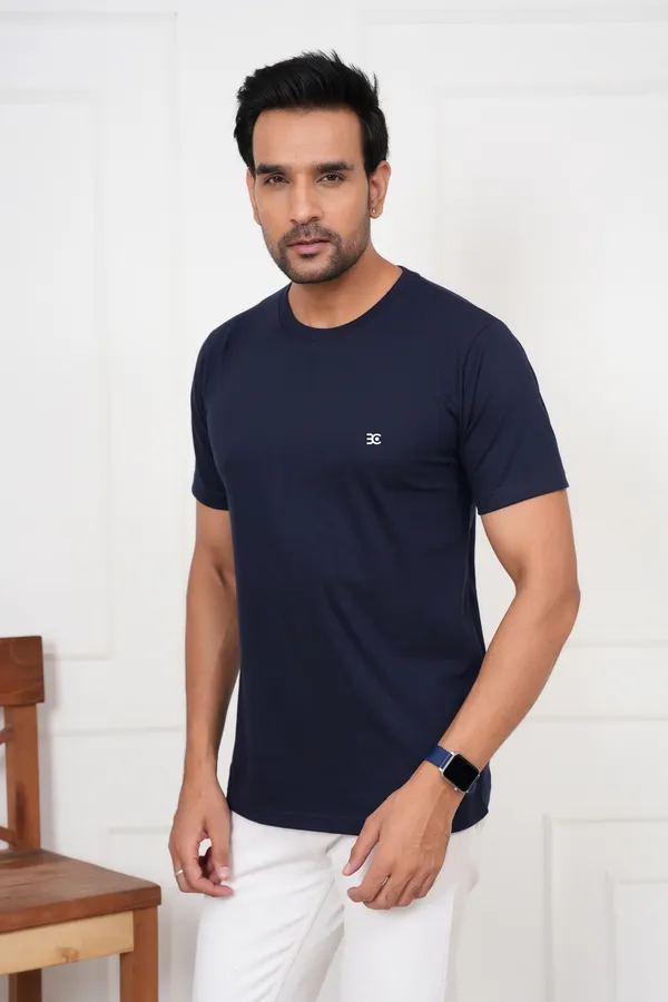 Navy_Blue_Solid_Round_Neck_T-Shirt_For_Men