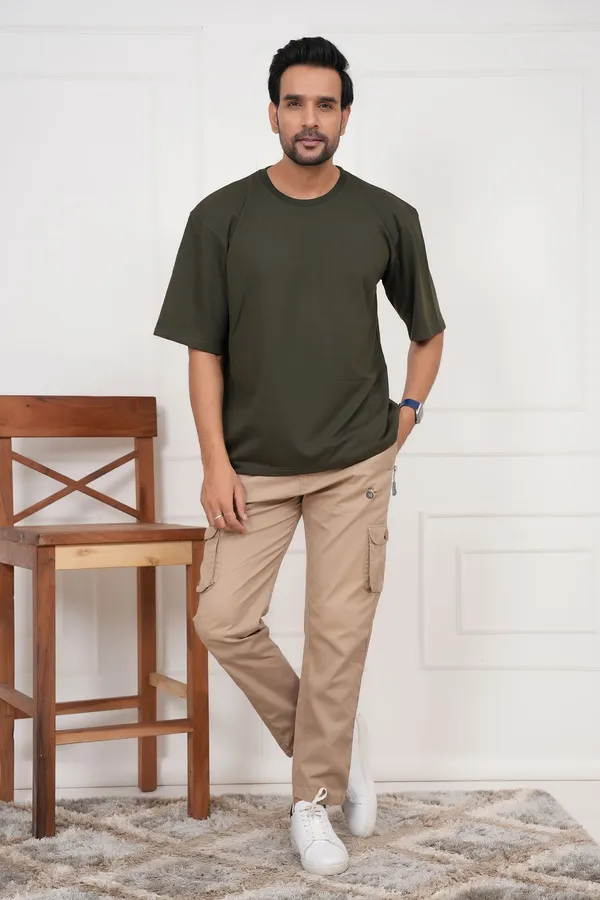 Green_Solid_Round_Neck_T-Shirt_For_Men