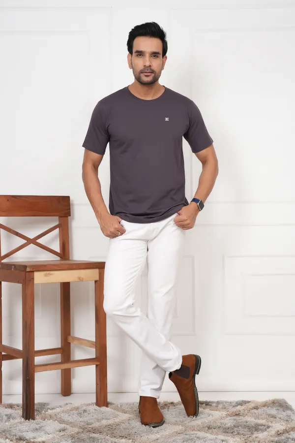 Grey_Solid_Round_Neck_T-Shirt_For_Men