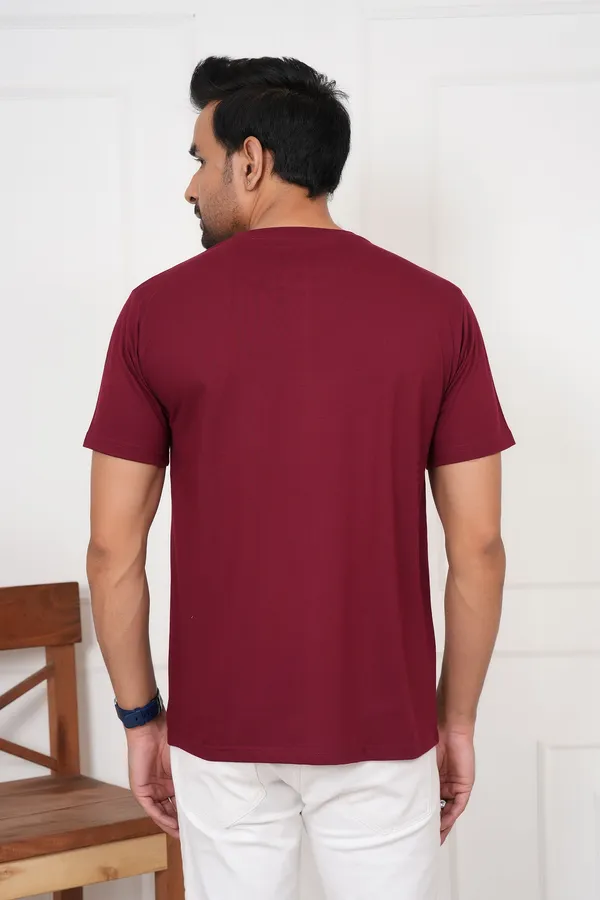 Maroon_Solid_Round_Neck_T-Shirt_For_Men