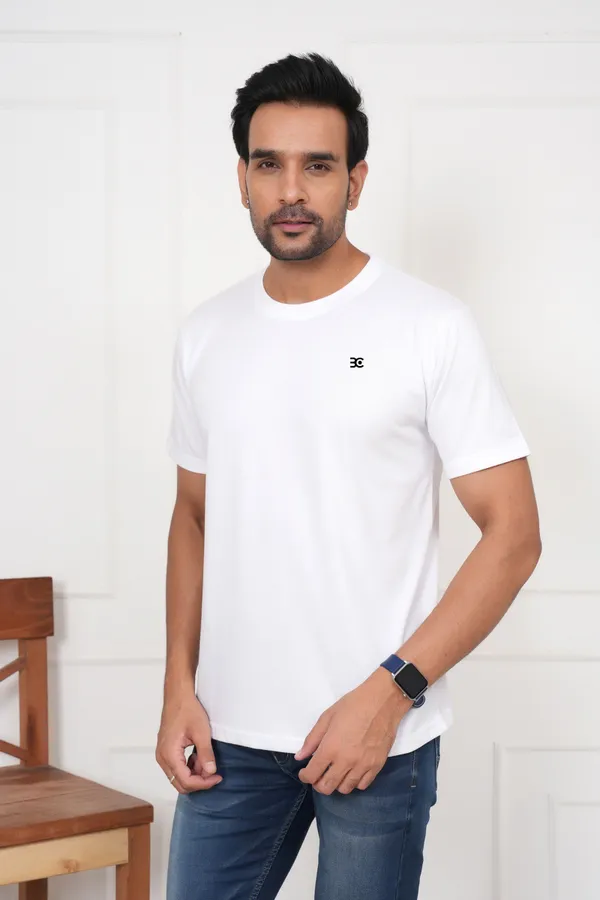 White_Solid_Round_Neck_T-Shirt_For_Men
