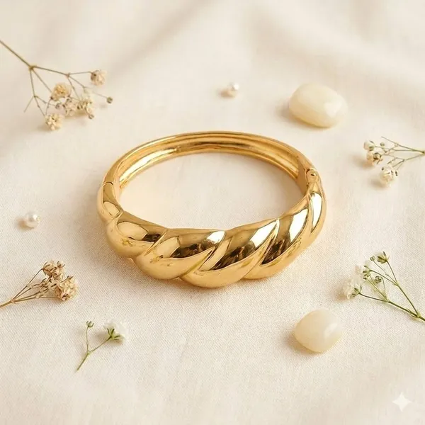 Gold_Metal_Twisted_Rope_Chunky_Bangle_Bracelet_For_Women