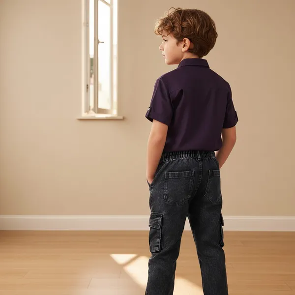 Boys_Solid_Cotton_Half_Sleeve_Casual_Shirt_with_Dual_Flap_Pockets_Regular_Fit_for_Everyday_Wear