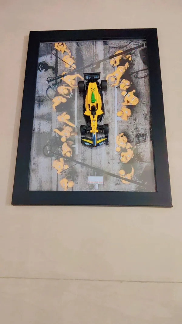 Wood_Motorsport_F1_Racing_Car_3D_Photo_Frame