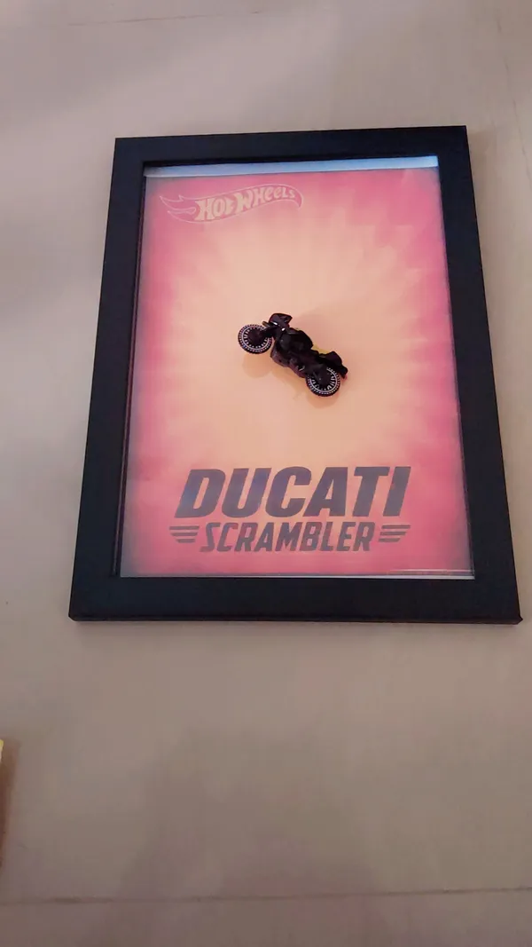 Wood_Automotive_Hot_Wheels_Ducati_Scrambler_3D_Photo_Frame