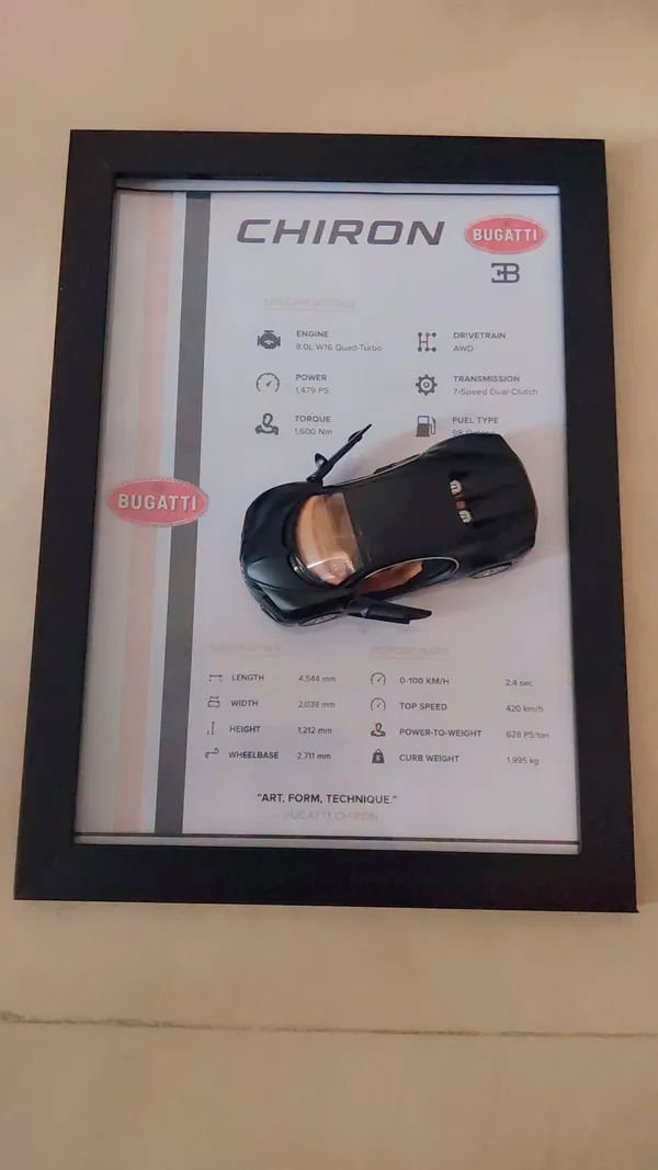 Wood_Automotive_Bugatti_Chiron_3D_Car_Photo_Frame