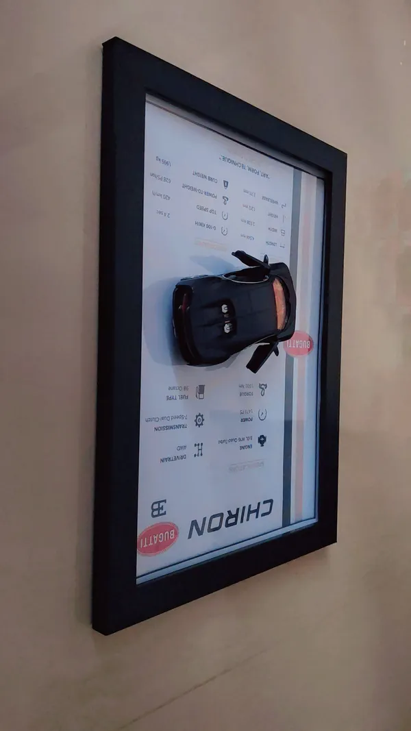 Wood_Automotive_Bugatti_Chiron_3D_Car_Photo_Frame