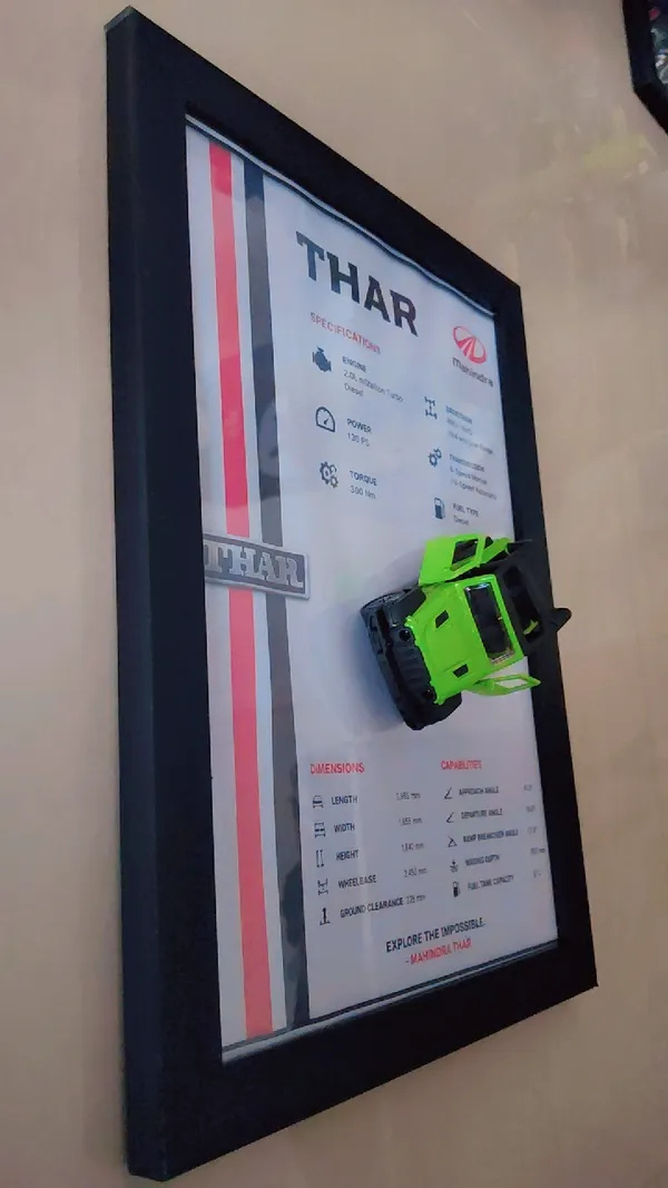 Wood_Mahindra_Thar_Die-Cast_Model_Car_Spec_Display_Frame