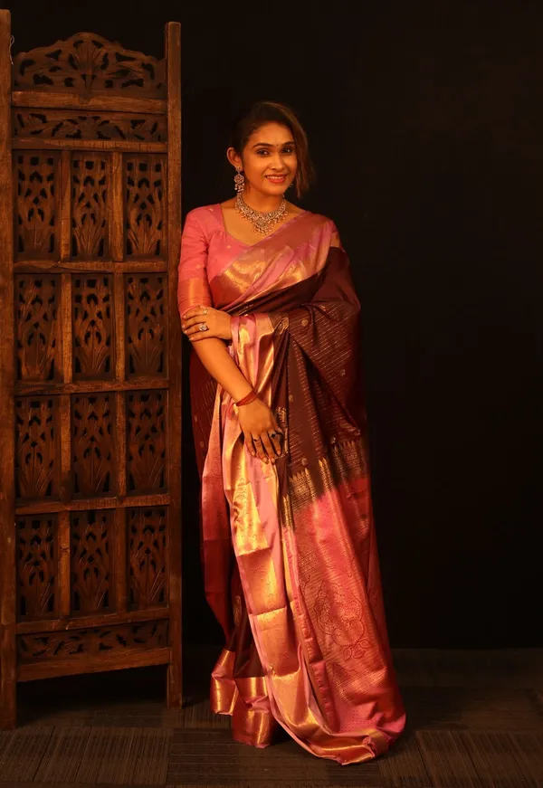 Pink_Maroon_Semi_Kanjivaram_Powerloom_Woven_Saree_For_Women