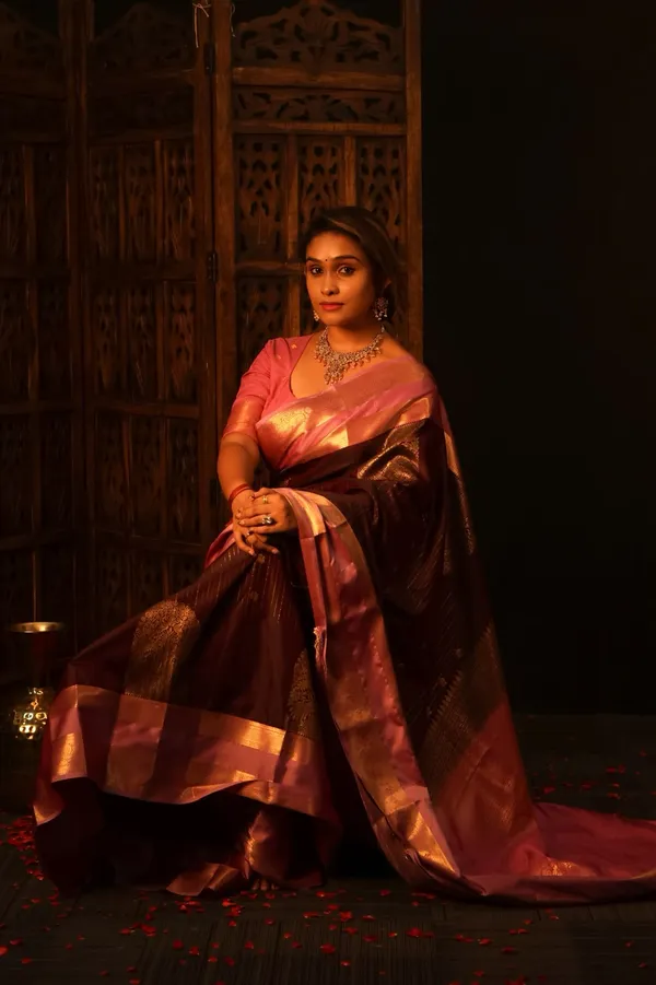 Pink_Maroon_Semi_Kanjivaram_Powerloom_Woven_Saree_For_Women