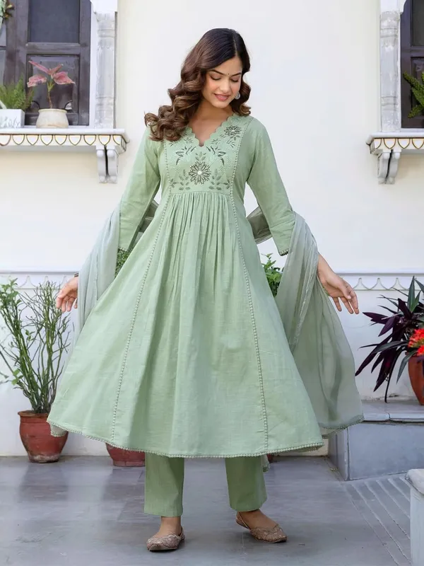 Womens_Cotton_Kurta_With_Trousers_And_Dupatta_Set
