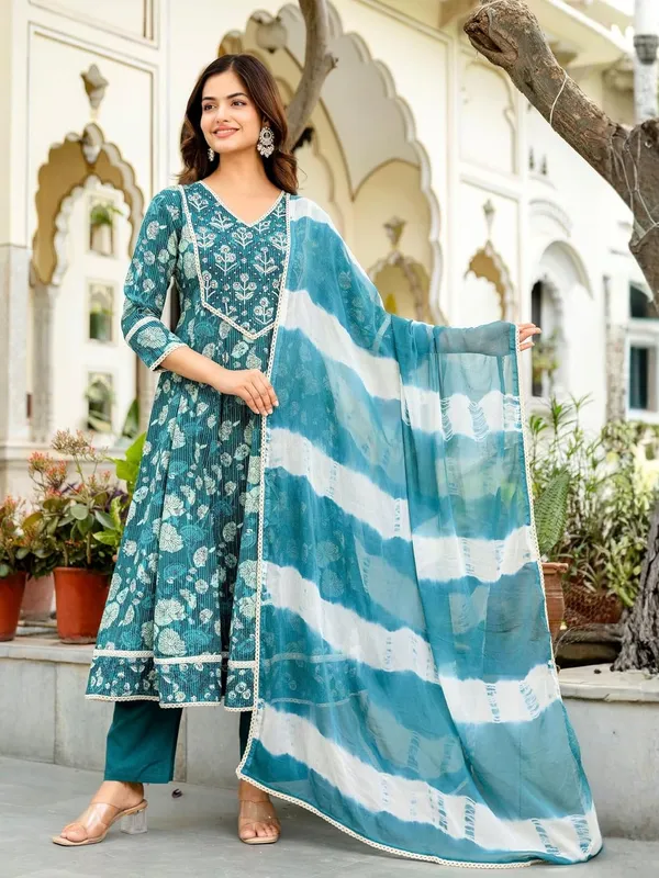 Cotton_Anarkali_Kurta_Set_With_Dupatta