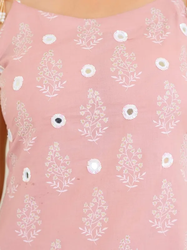 Womens_Cotton_Kurta_With_Pyjama_And_Dupatta_Set