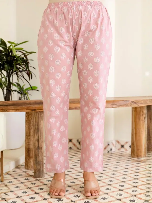 Womens_Cotton_Kurta_With_Pyjama_And_Dupatta_Set