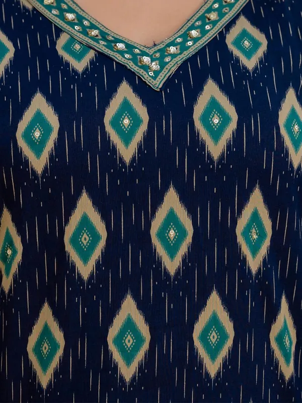 Geometric_Printed_V_Neck_Kurta_With_Trousers_And_Dupatta_Set