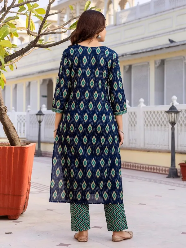 Geometric_Printed_V_Neck_Kurta_With_Trousers_And_Dupatta_Set