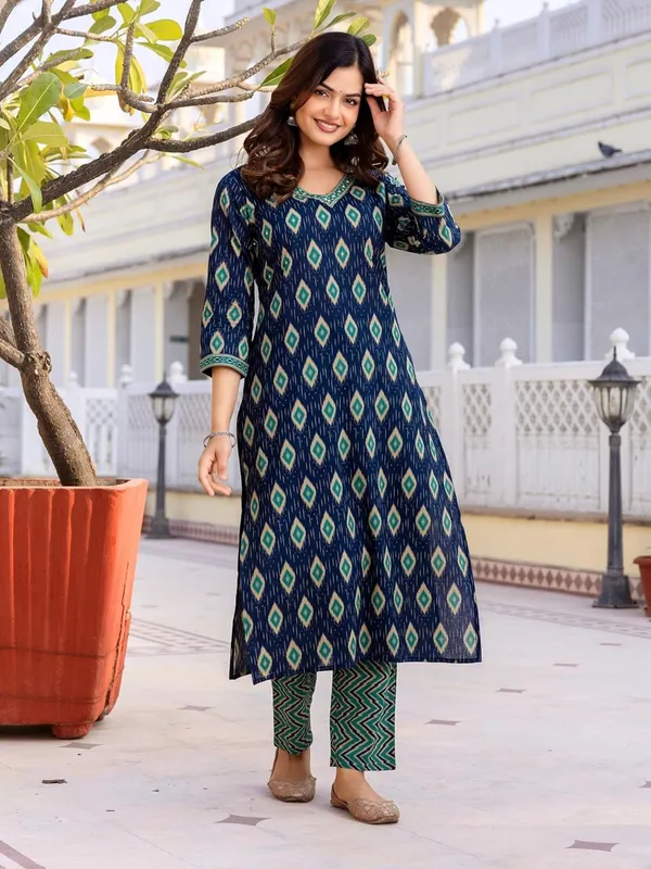 Geometric_Printed_V_Neck_Kurta_With_Trousers_And_Dupatta_Set